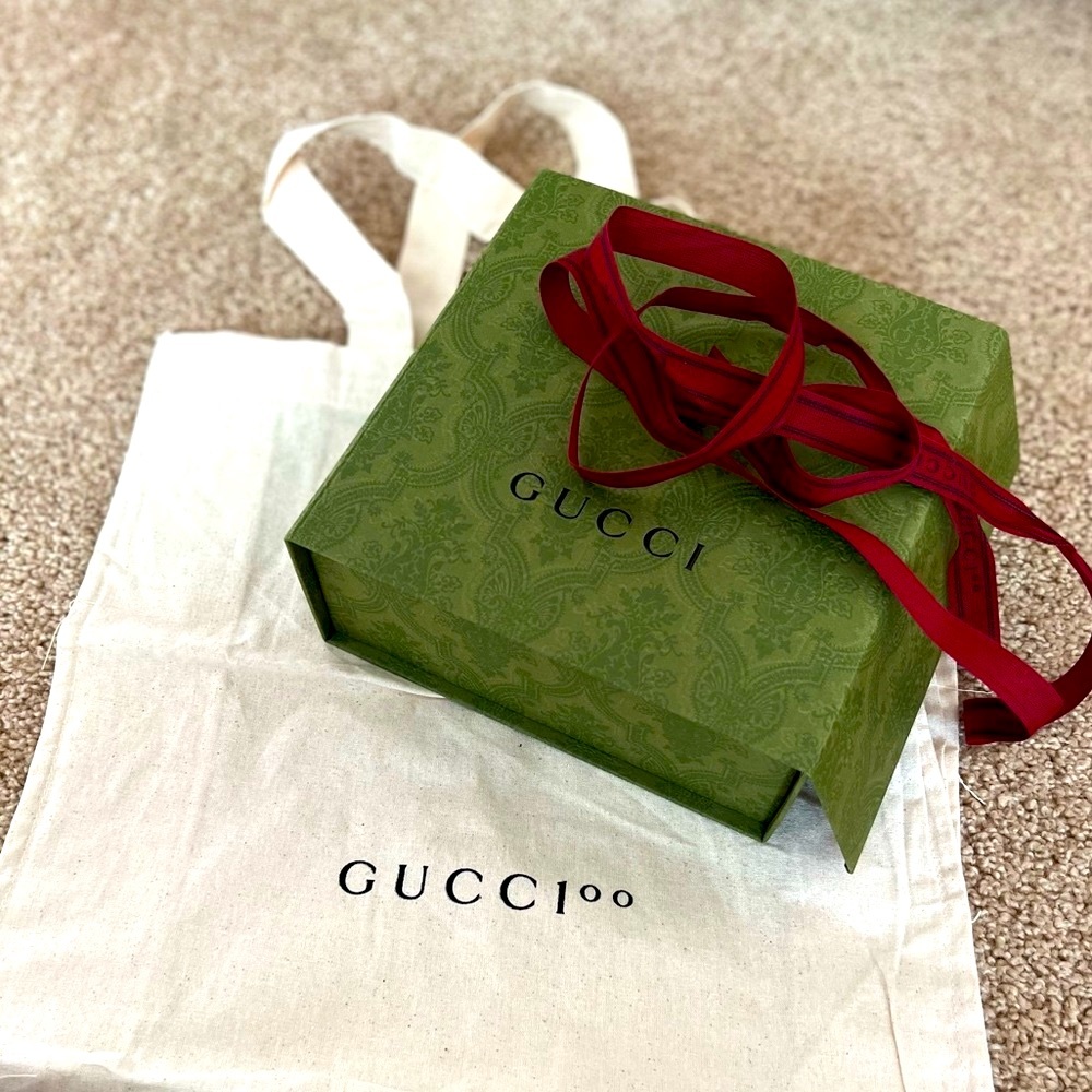 Gucci Box for Wallet and Gucci Shopping Tote